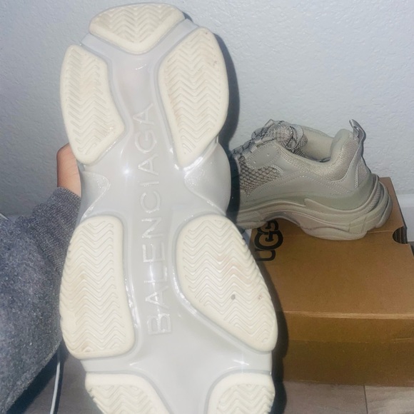 balenciaga triple s sneakers - Picture 3 of 3